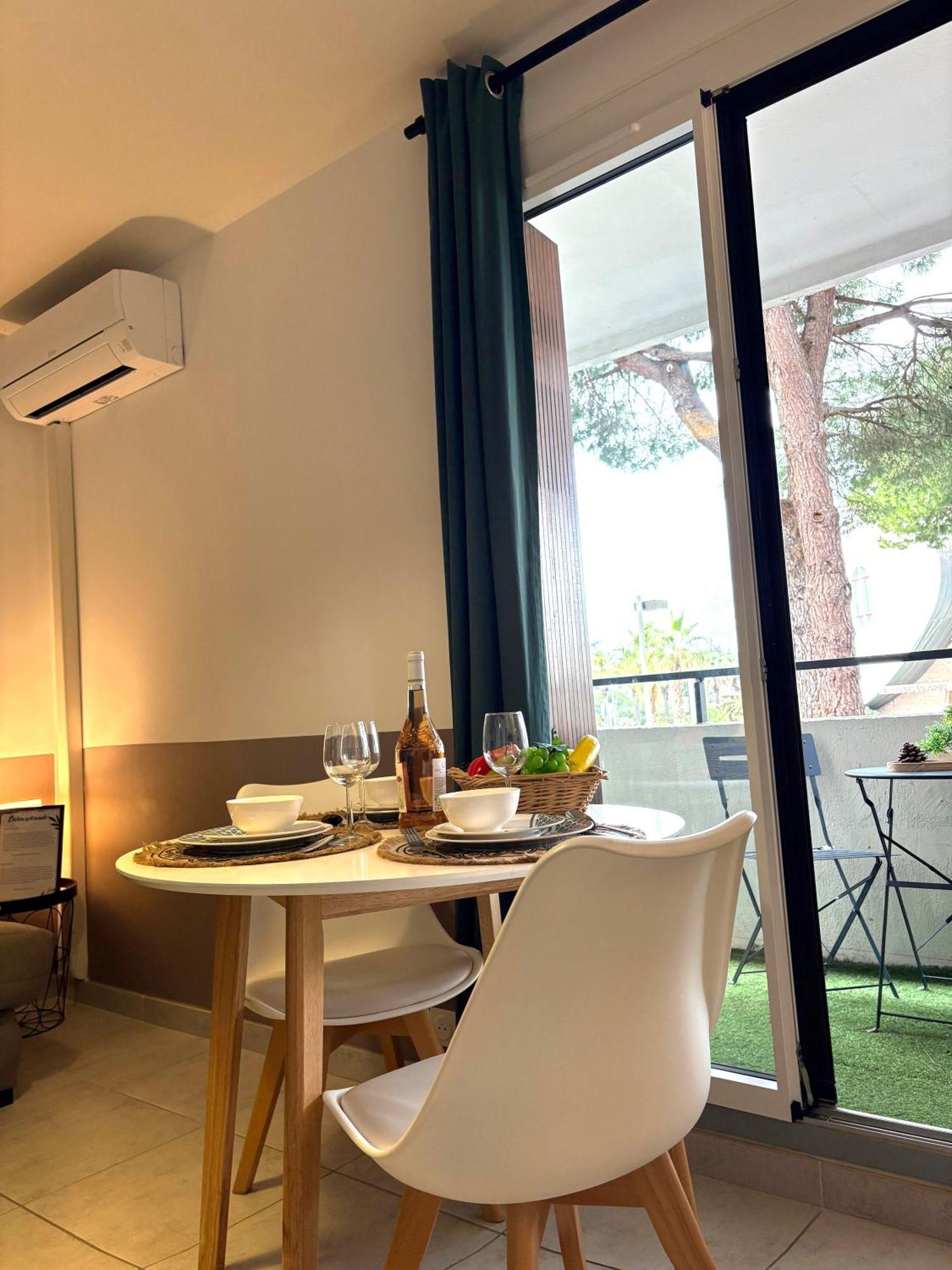 L'Amazone Studio Plein Centre Plages A 2Min Clim Wifi Sur Le Port - Top Prosconciergerie- La Grande Motte Exterior foto